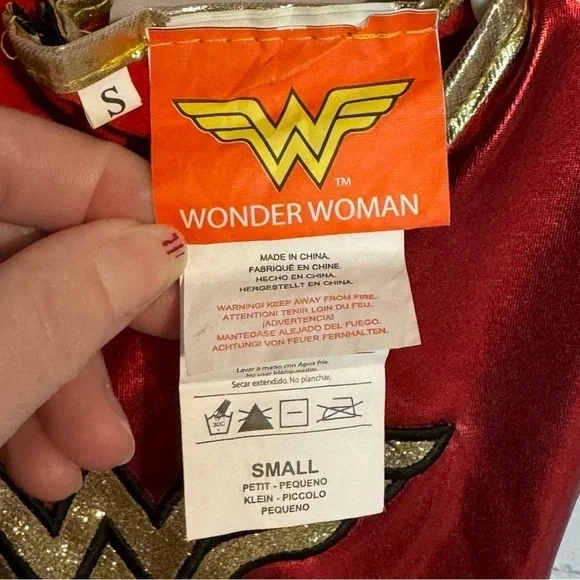 Wonder Woman Rubie’s Costume Girl size Small - Picture 8 of 10